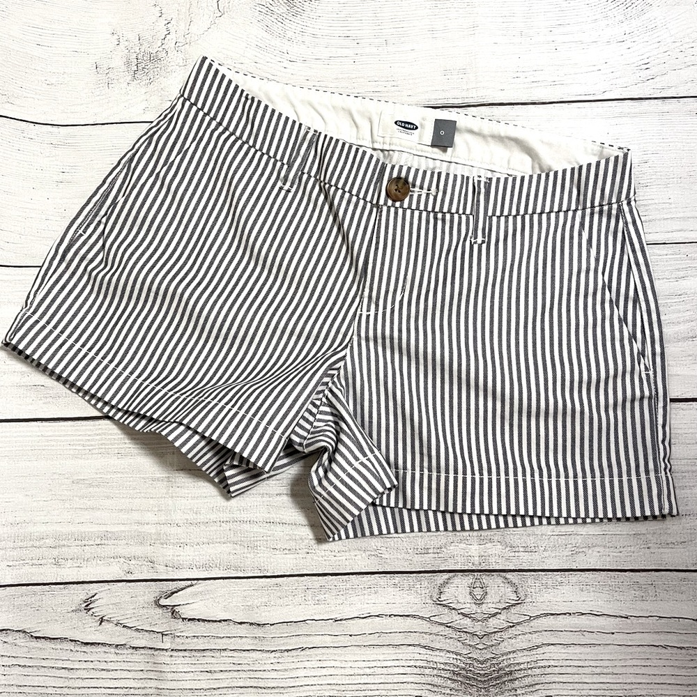 Old Navy striped shorts
